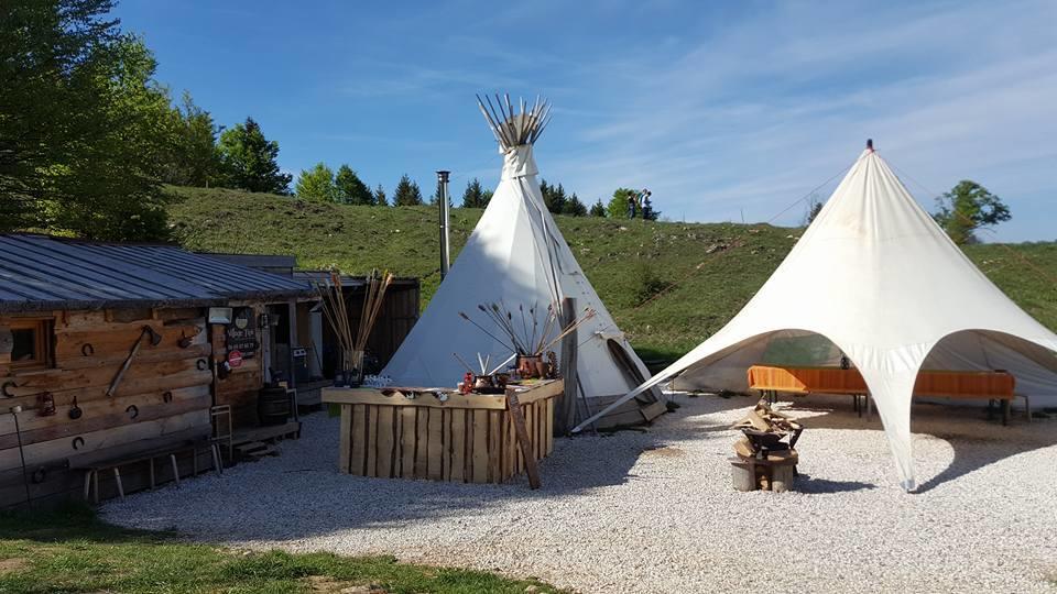 Village Tipi La Feclaz Exterior photo