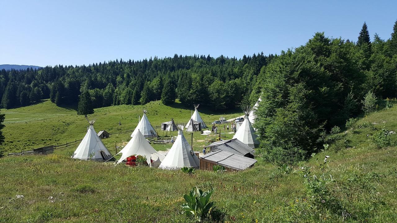 Village Tipi La Feclaz Exterior photo
